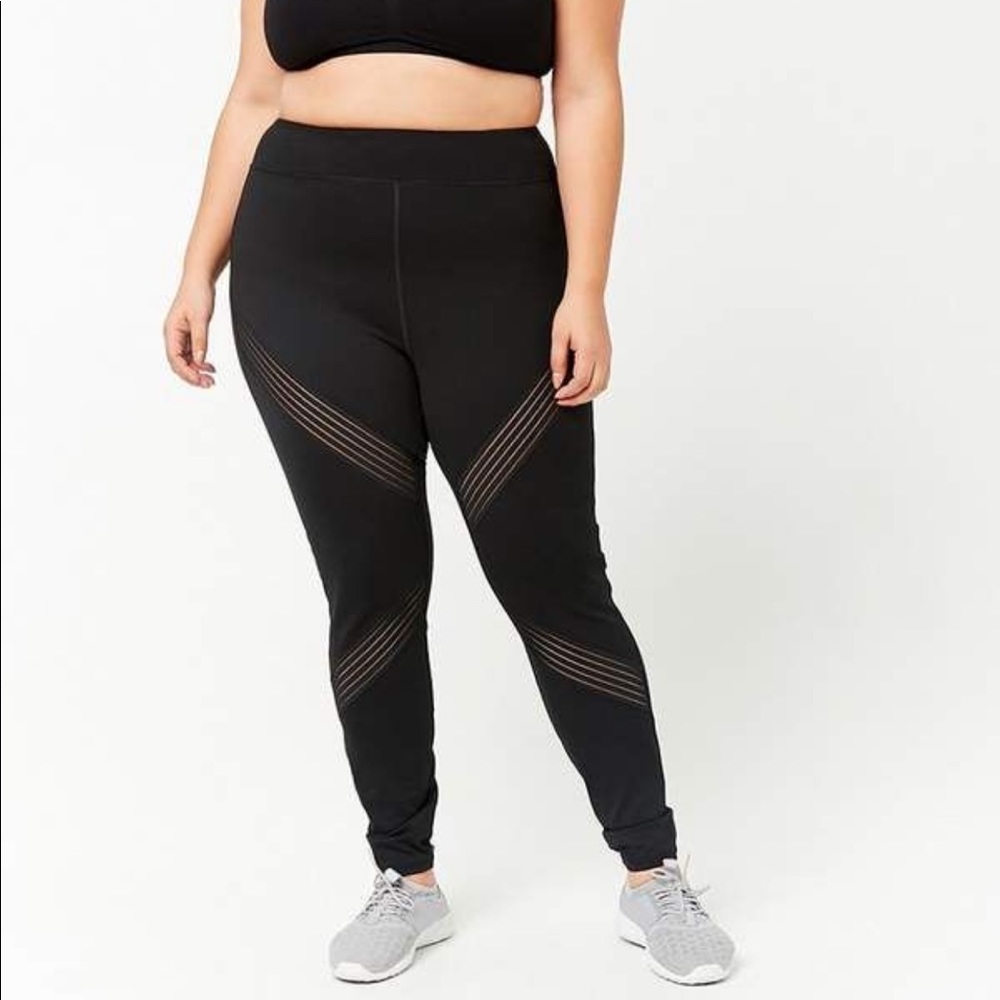 Black leggings